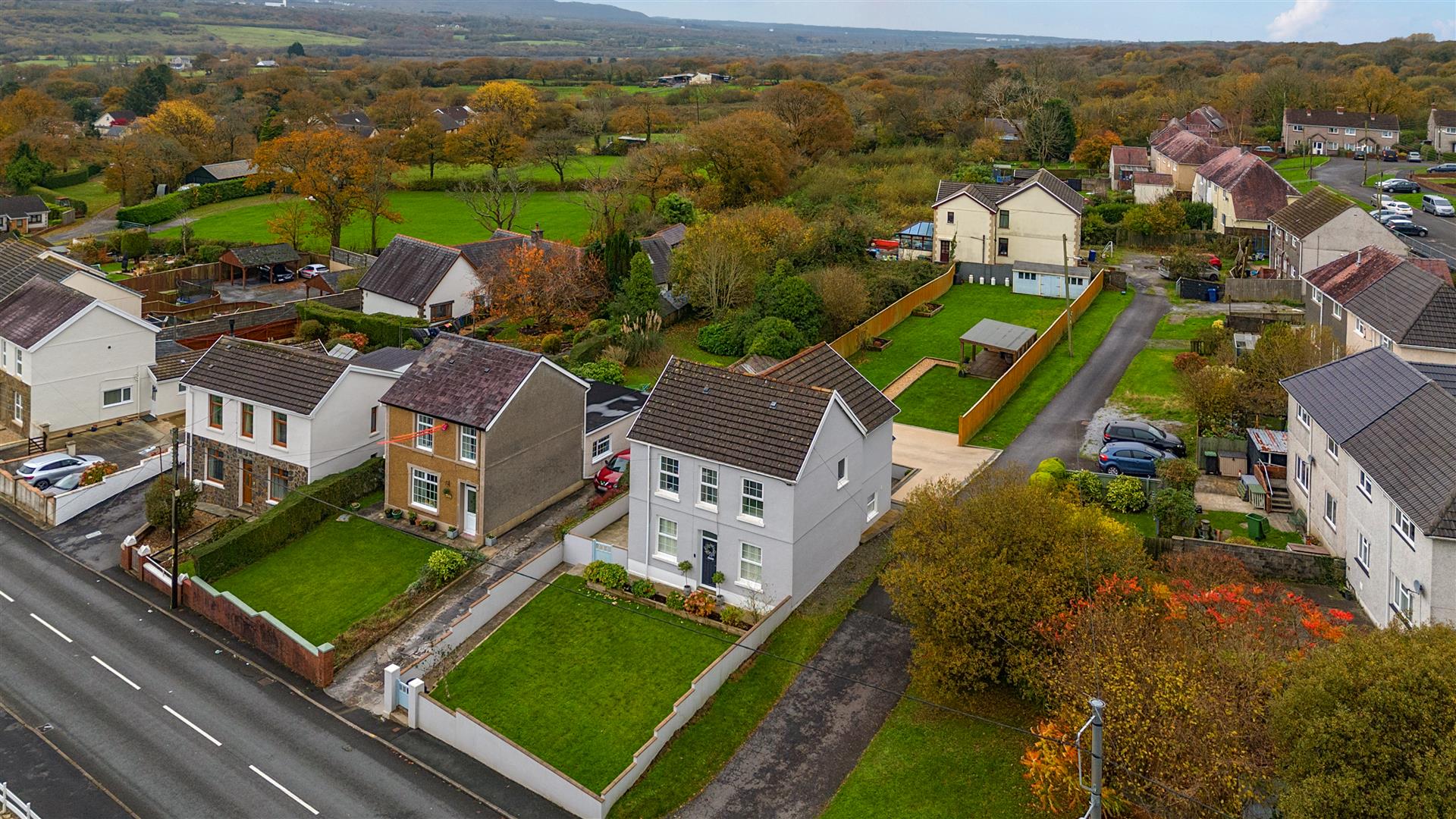 Heol Y Meinciau, Pontyates, Llanelli, SA15 5SE